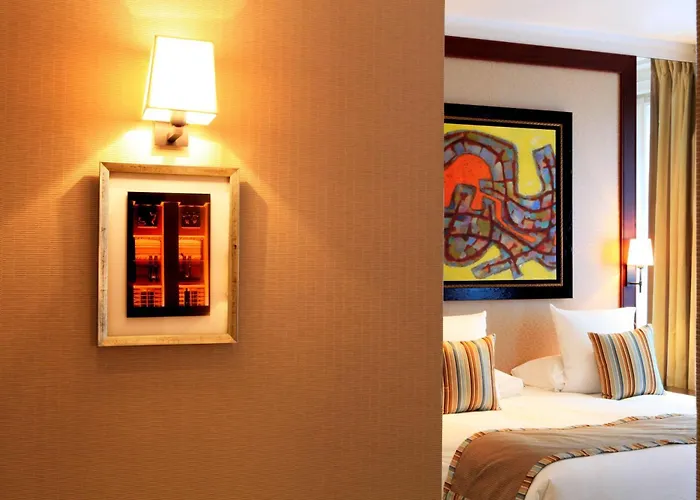 Folkestone Opera Hotel Parijs