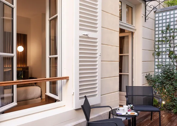 Lord Byron Hotel Parijs